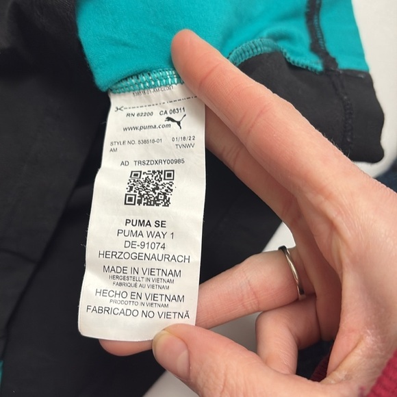 PUMA “Lava Color Block Dress” - Picture 5 of 5